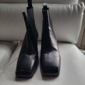 Rick Owens Short Chelsea Black Leather Boots Open Toe Size 36, Fits 37 (7)